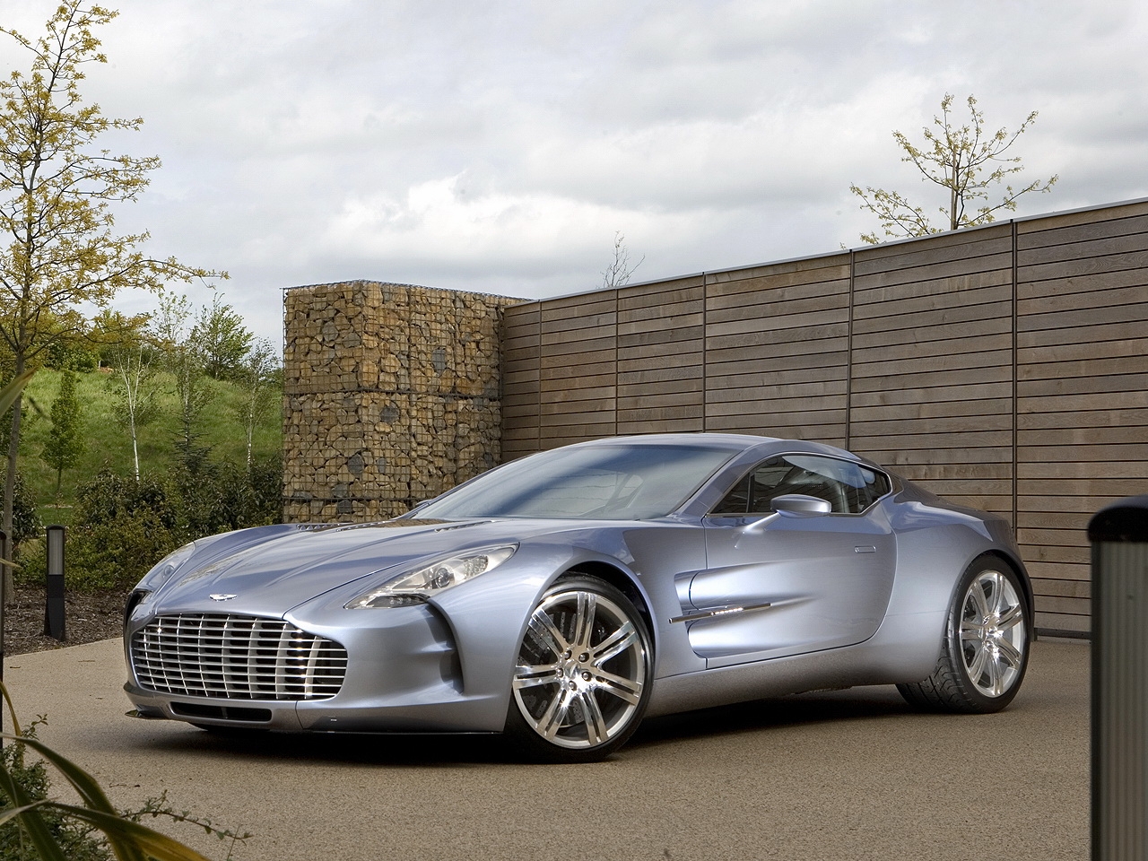 2009 Aston Martin One 77 Concept