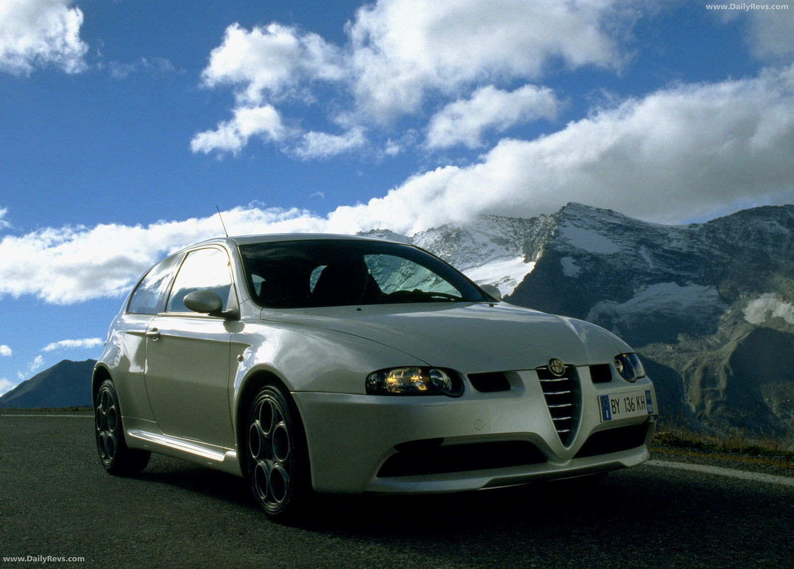 2002 Alfa Romeo 147 GTA