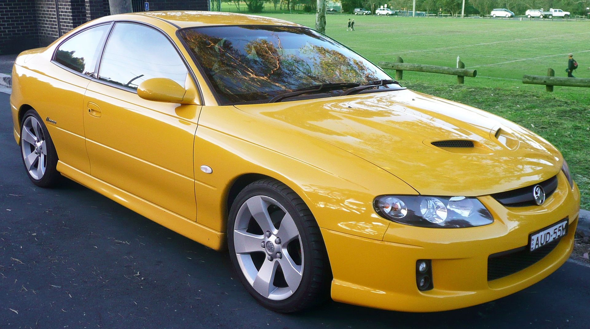 2001 Holden Monaro CV8