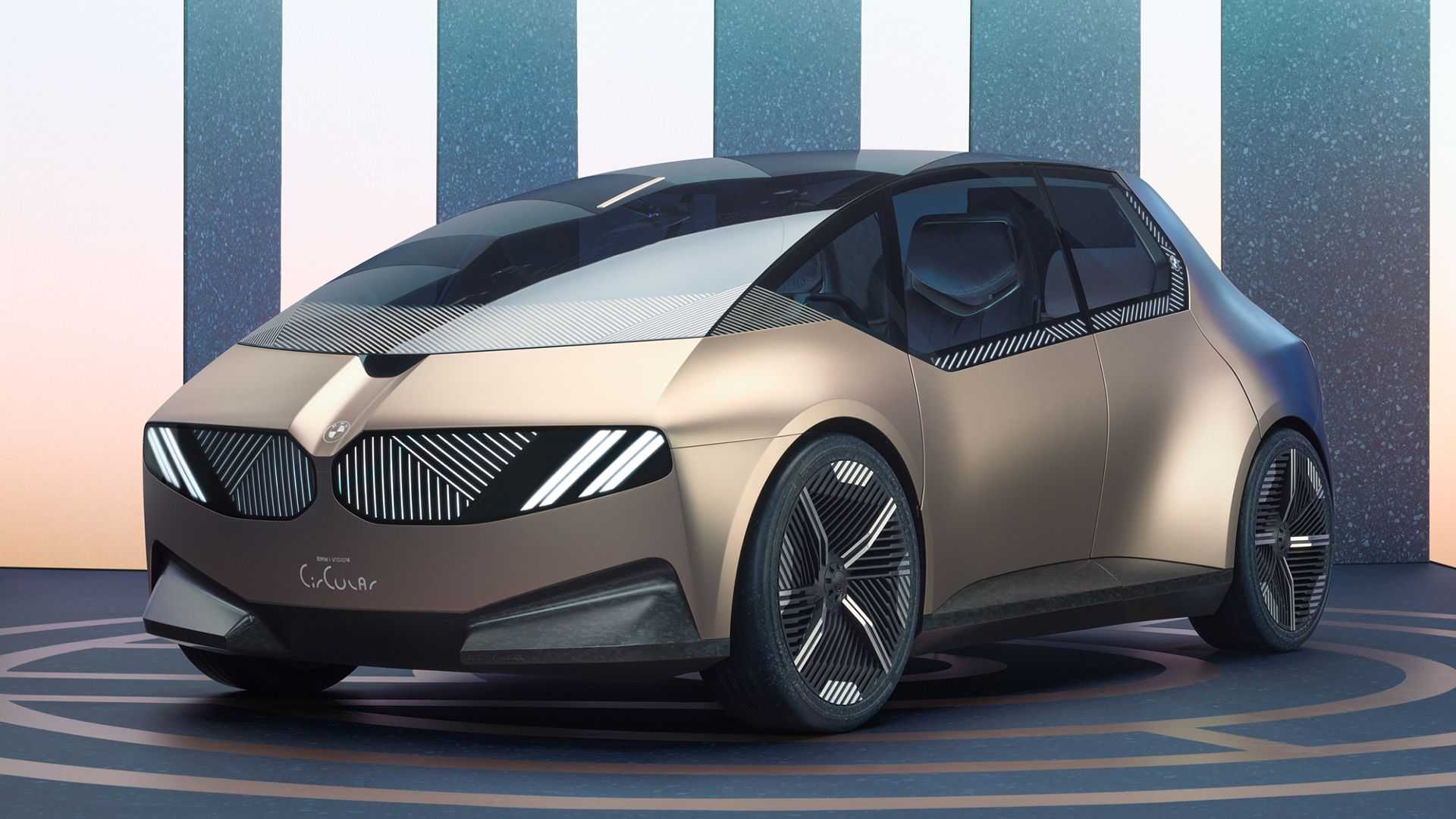 2023 BMW IVision Dee Concept