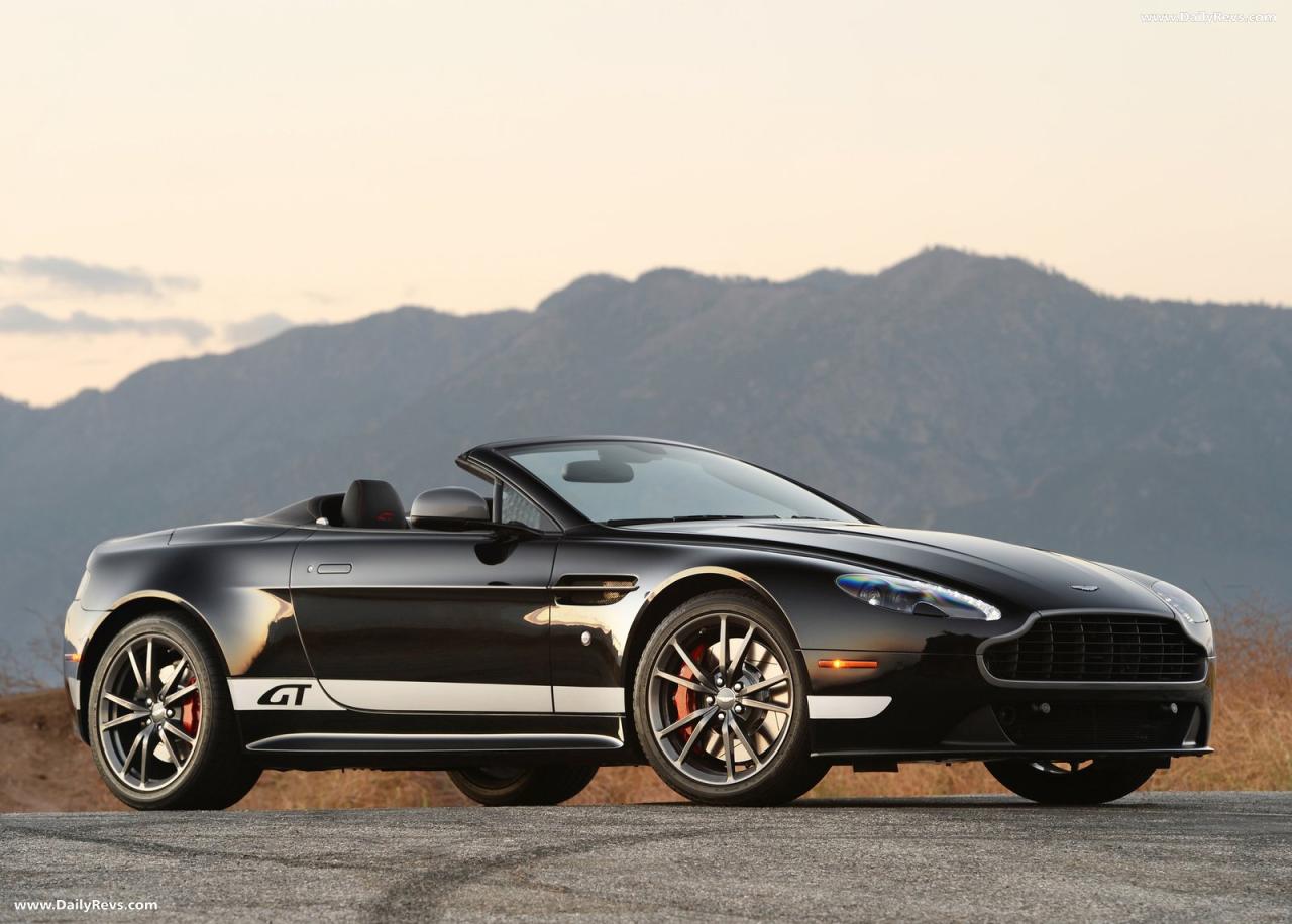 The Ultimate Driving Experience: 2015 Aston Martin V8 Vantage GT