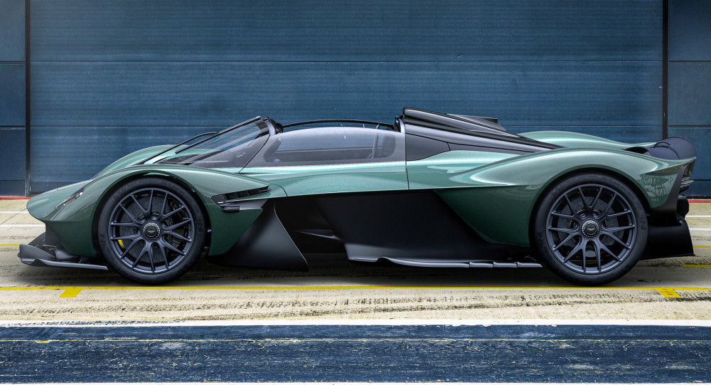 Unparalleled Power And Luxury: The 2022 Aston Martin Valkyrie Spider