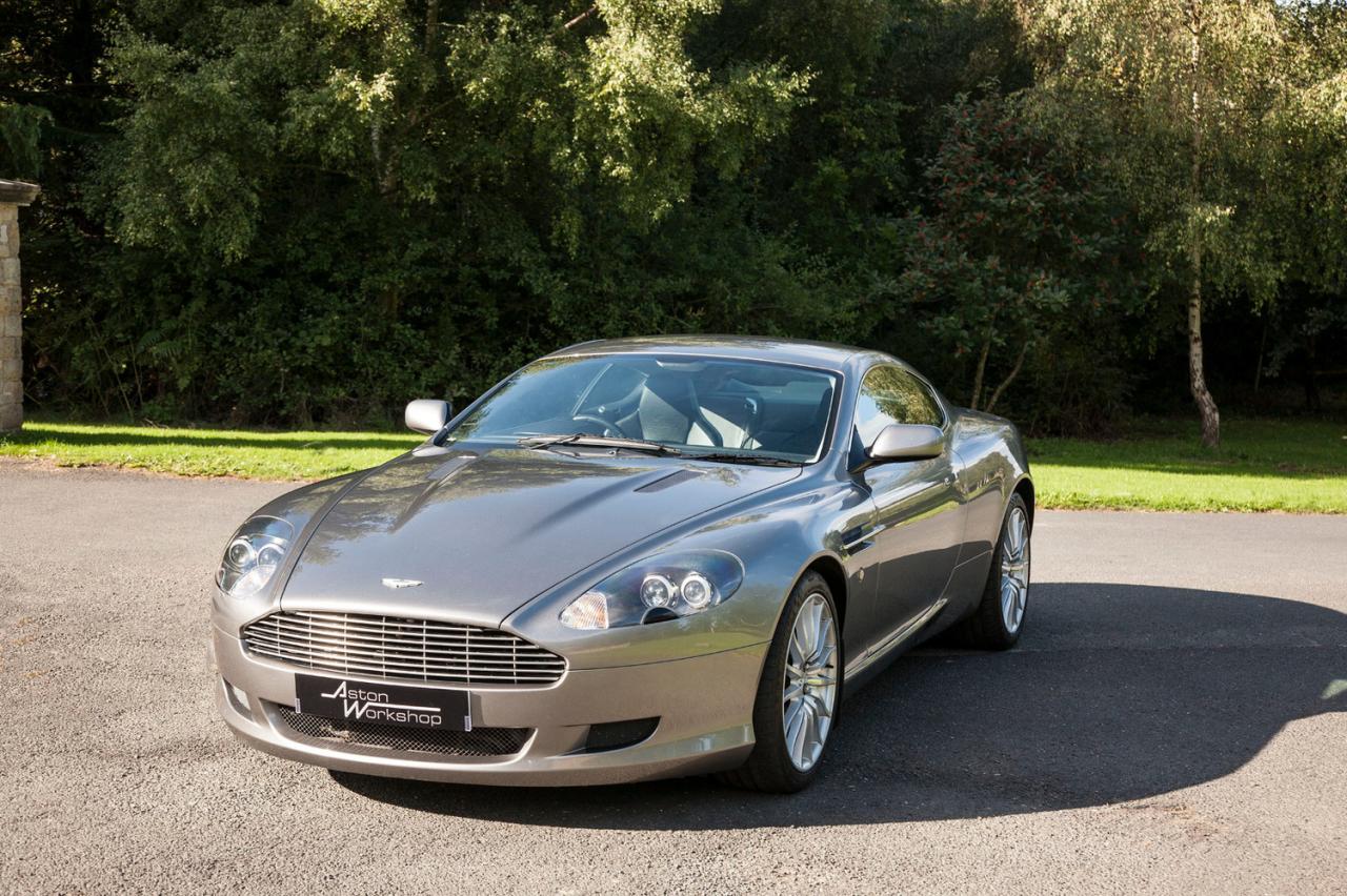 The Luxury Of Speed: 2005 Aston Martin DBR9