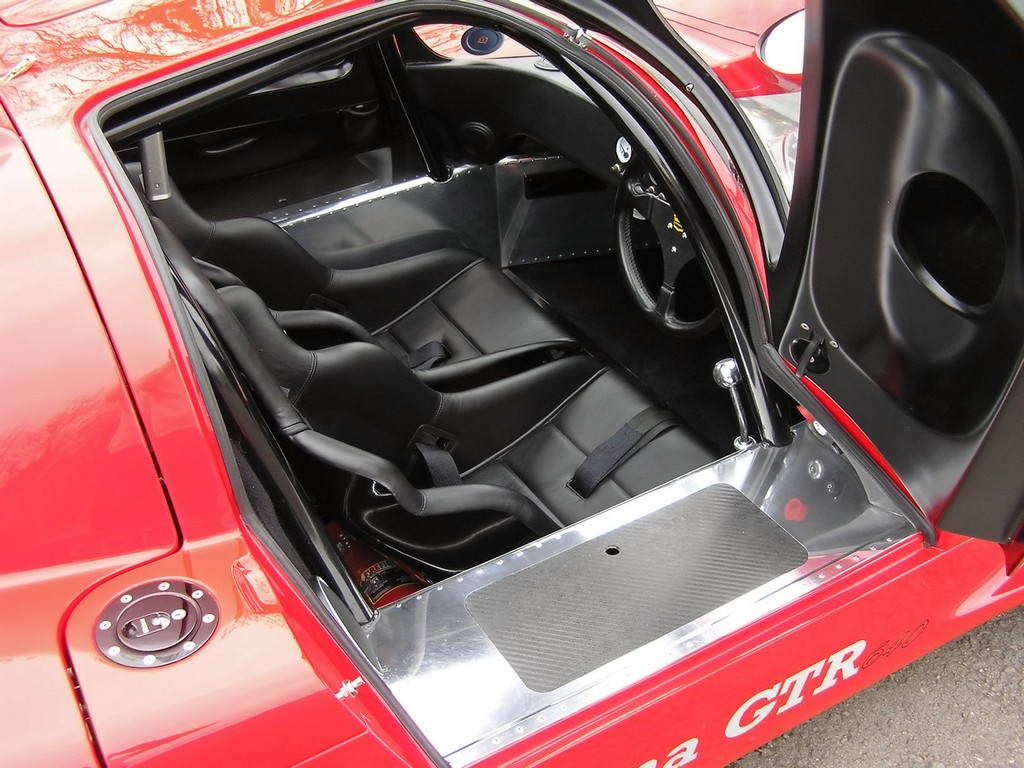 2005 Ultima GTR