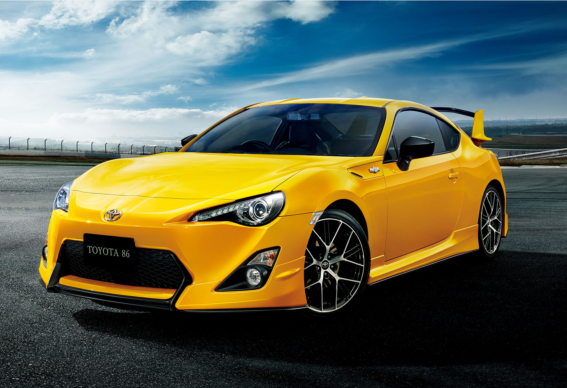 2015 Toyota GT 86 Yellow Limited