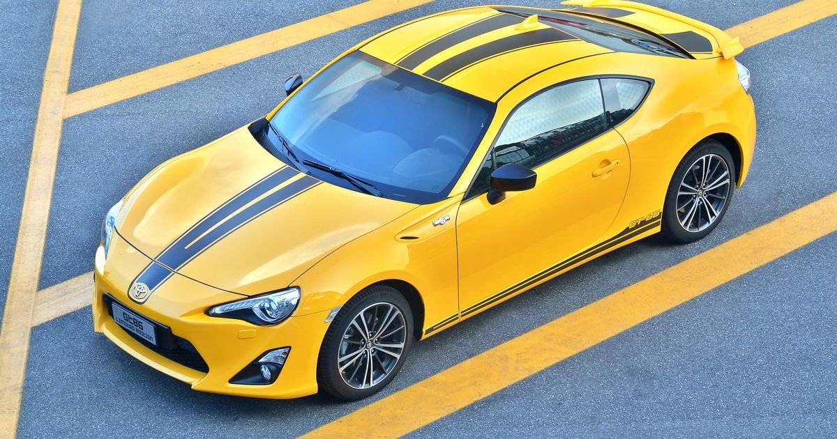 2015 Toyota GT 86 Yellow Limited