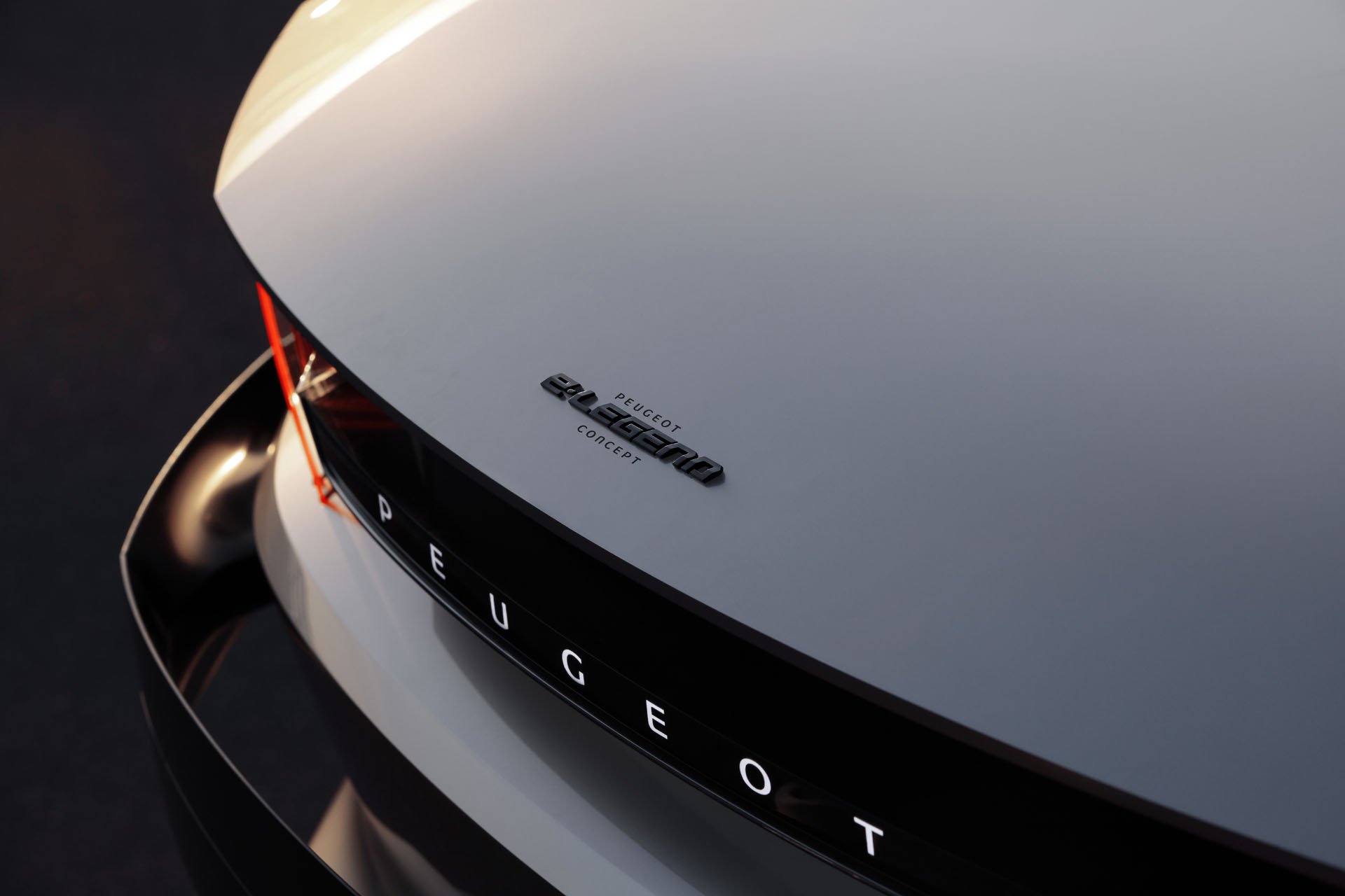 2018 Peugeot E Legend Concept