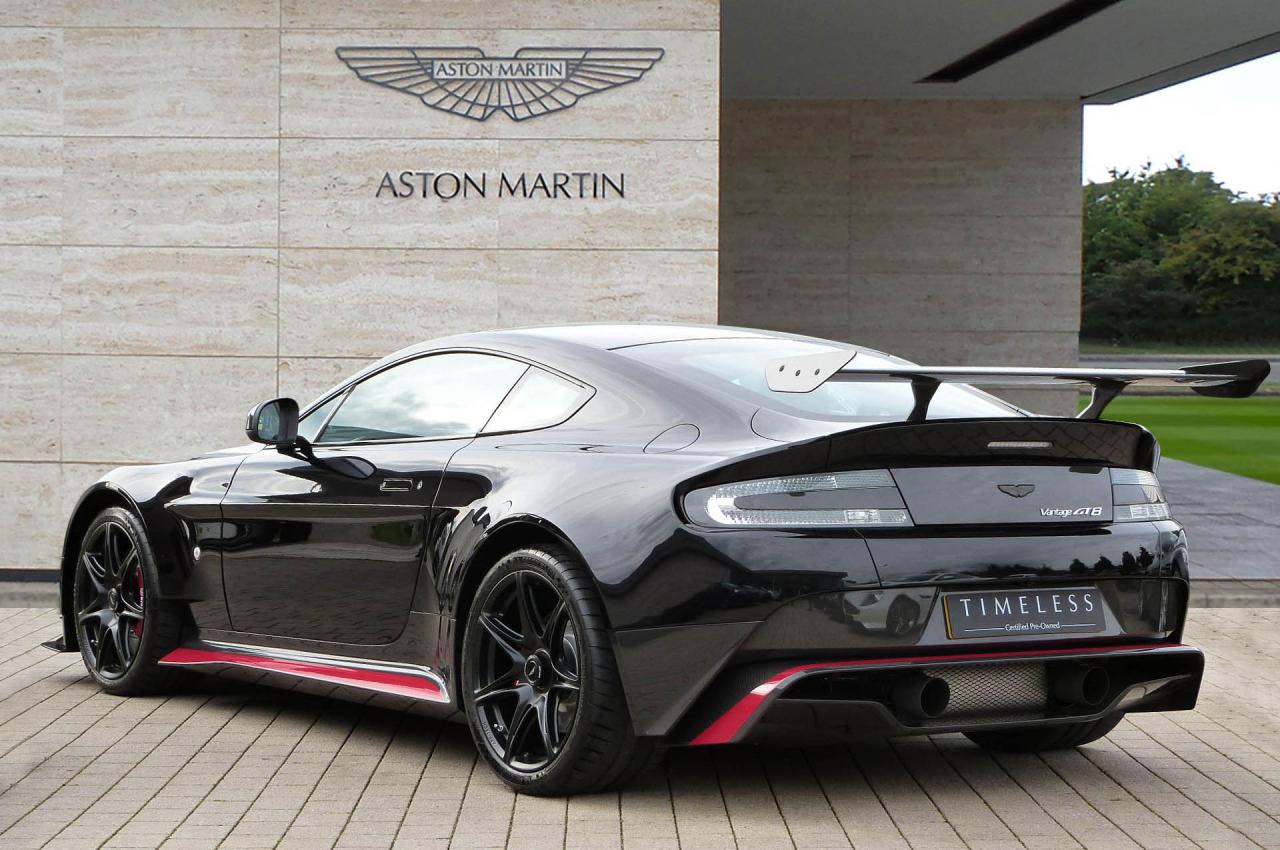 Beauty And Power: The Aston Martin Vantage GT8