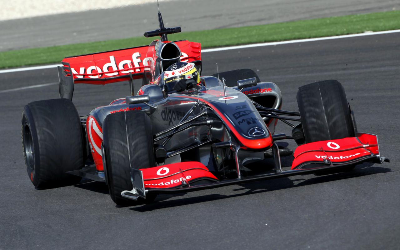 2009 McLaren MP4 24
