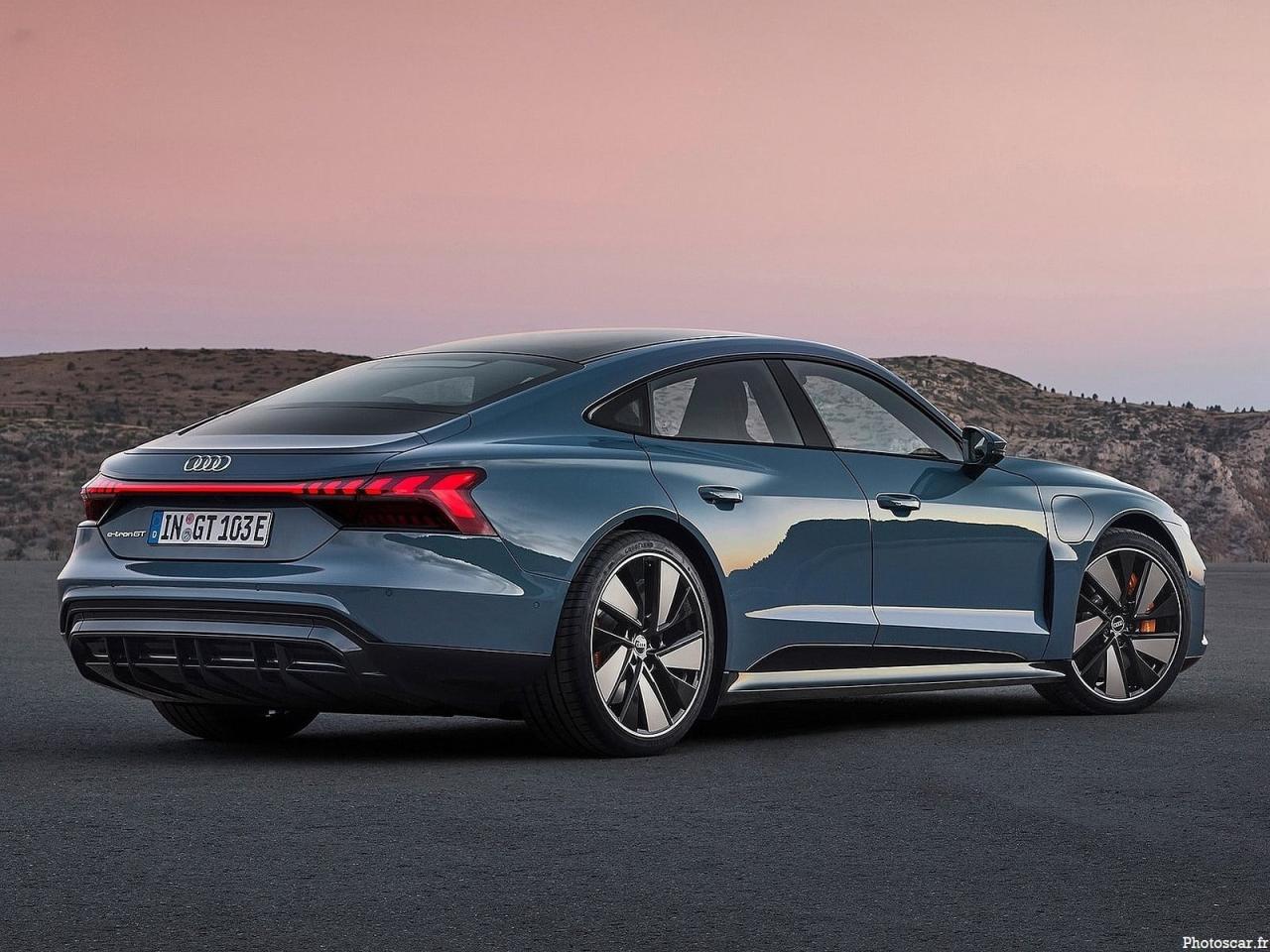 Revolutionary Luxury: The 2022 Audi E Tron GT Quattro